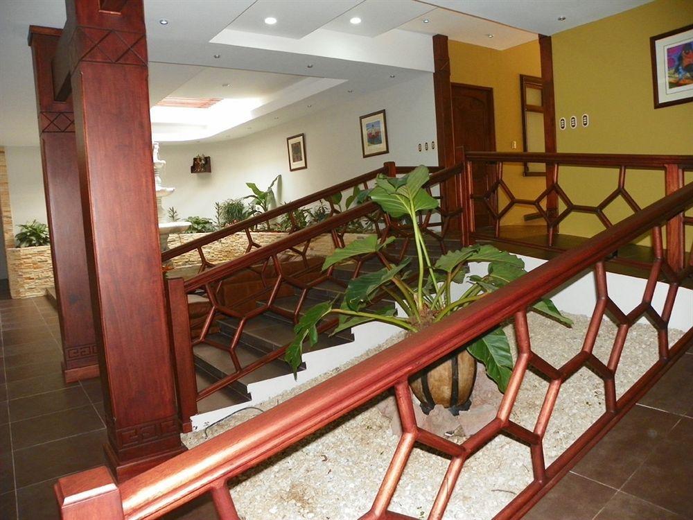 Hotel Suerre Guápiles Exterior foto