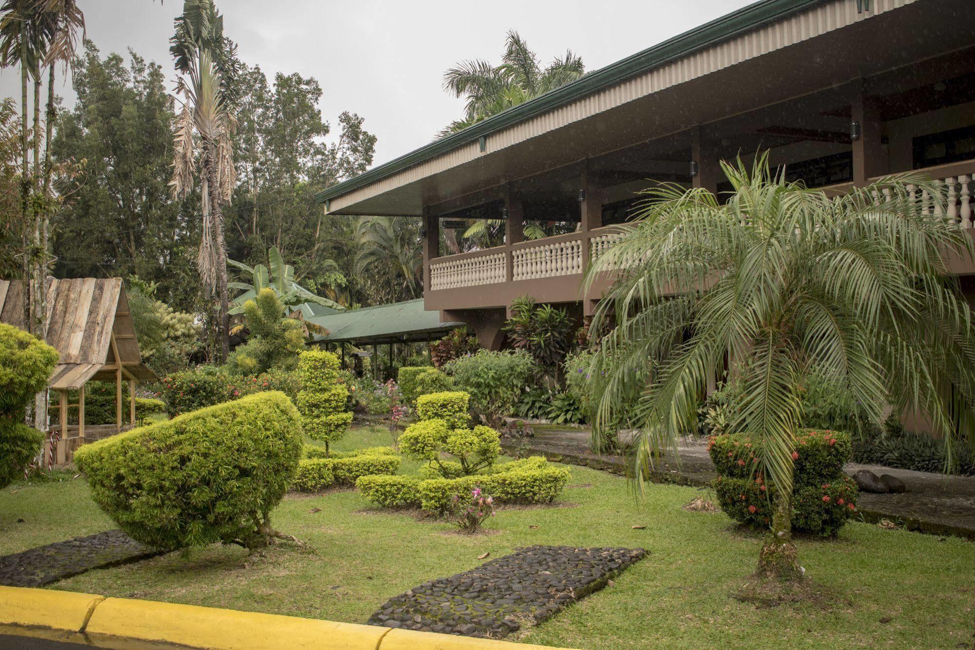 Hotel Suerre Guápiles Exterior foto